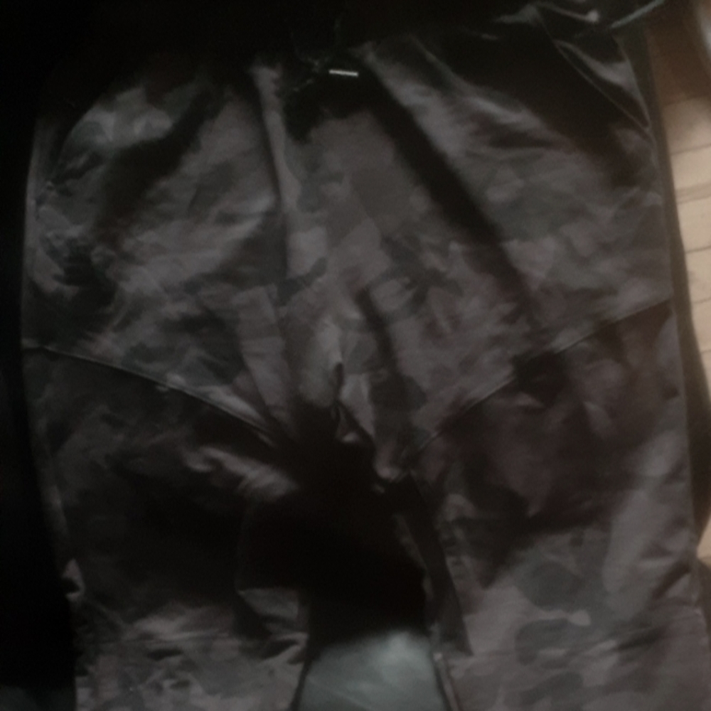 Joggers dark blk/grey camo